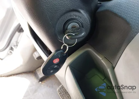 2008 Toyota Tacoma Base V6 z USA, uszkodzony, nr VIN 3TMLU42N98M015025